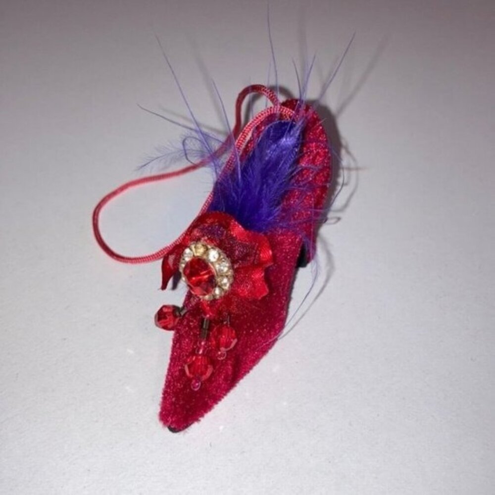 💃✨ Vintage-Inspired Red High Heel Christmas Ornament